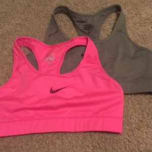 Nike Pro - sports bra
